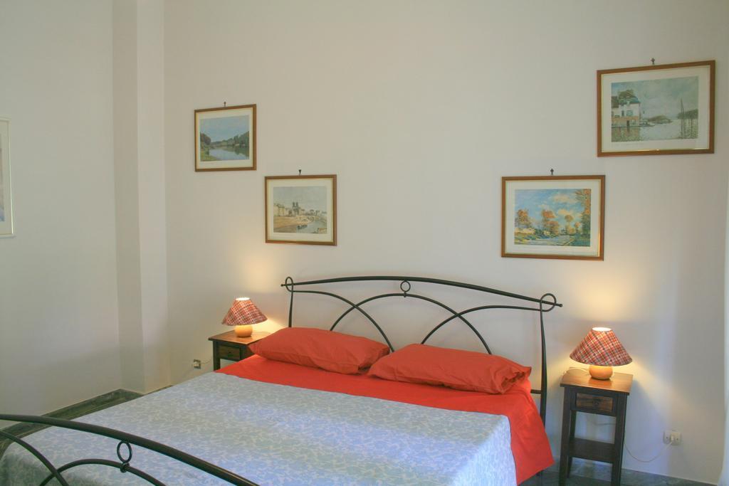 Busi Apartment Rome Bilik gambar